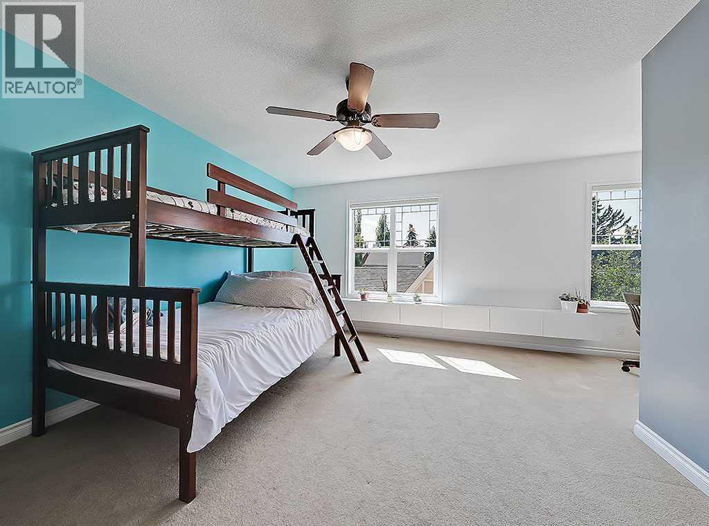 Single Family House for Sale in  Versailles Gate SW Garrison Woods Calgary 