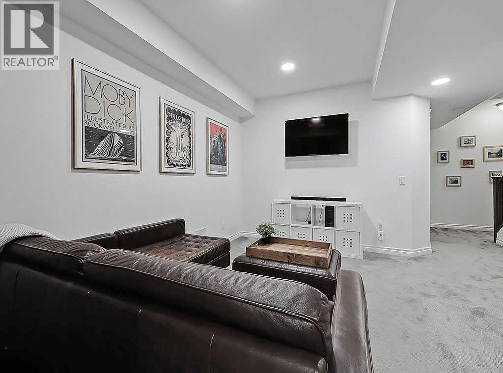 Single Family House for Sale in  Versailles Gate SW Garrison Woods Calgary 