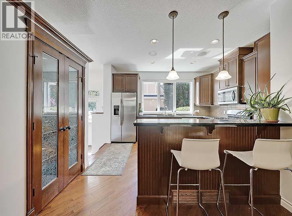 Single Family House for Sale in  Versailles Gate SW Garrison Woods Calgary 