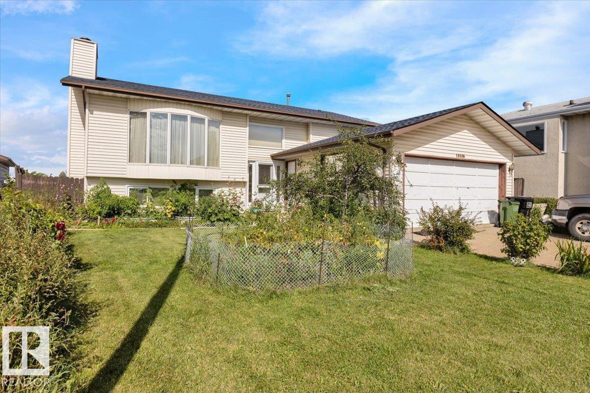 Photo 1 of 18516 96 Av Nw, Edmonton AB