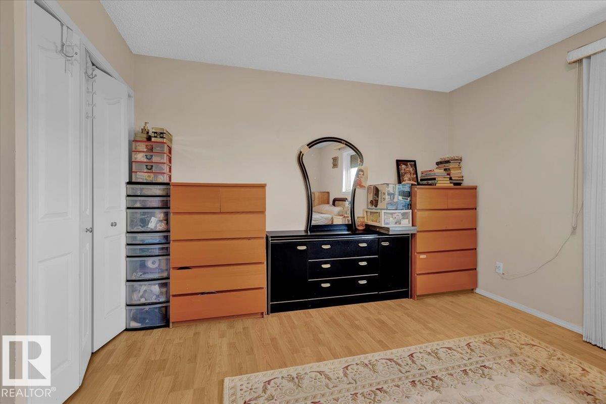 Photo 17 of 18516 96 Av Nw, Edmonton AB
