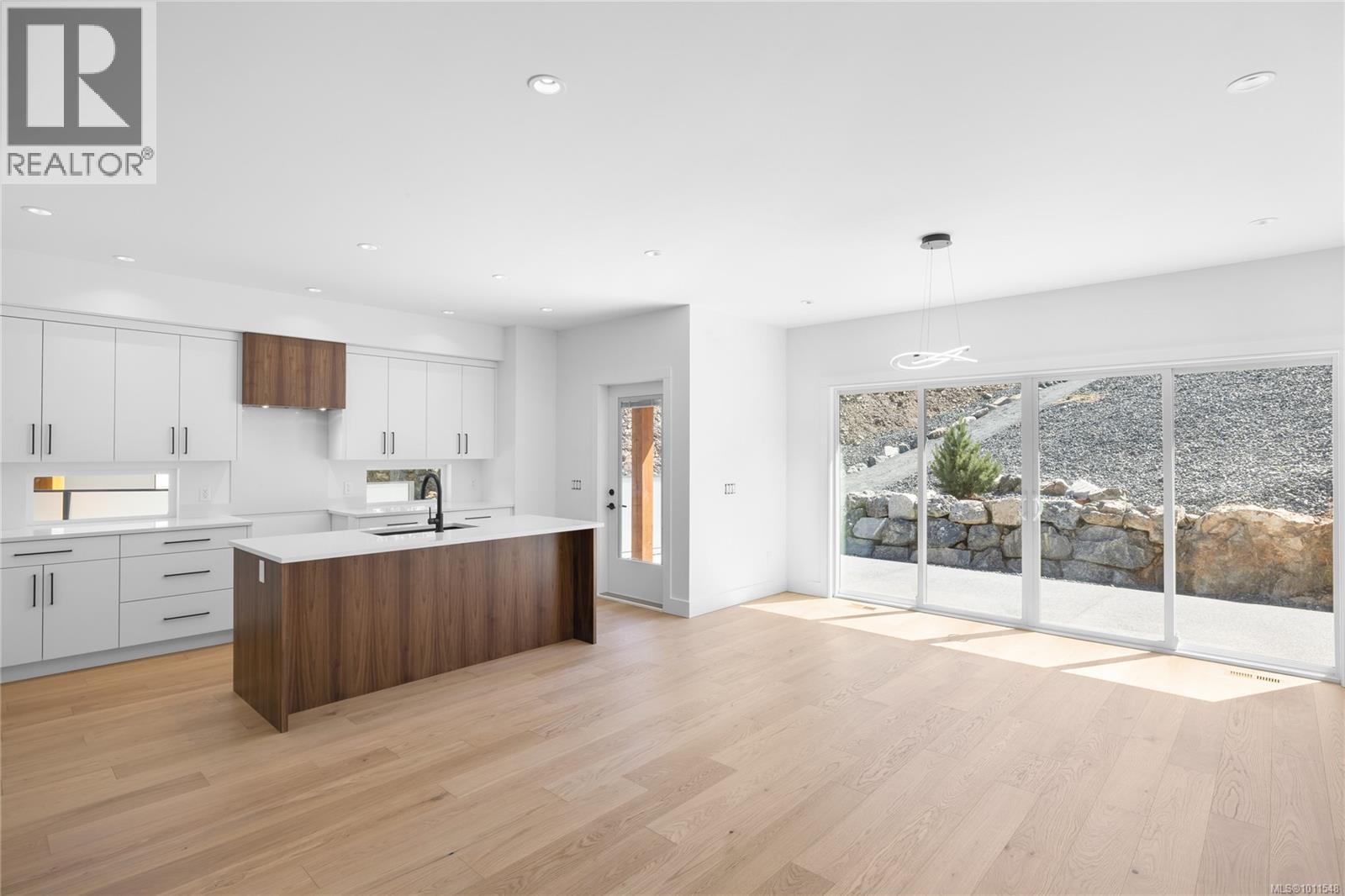 122 Bray Rd, Nanaimo