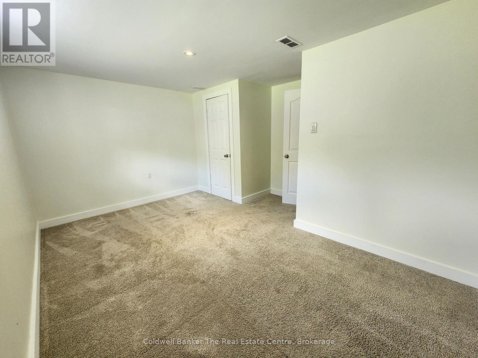 Photo 45 of 120 Bakery Lane, Gravenhurst ON