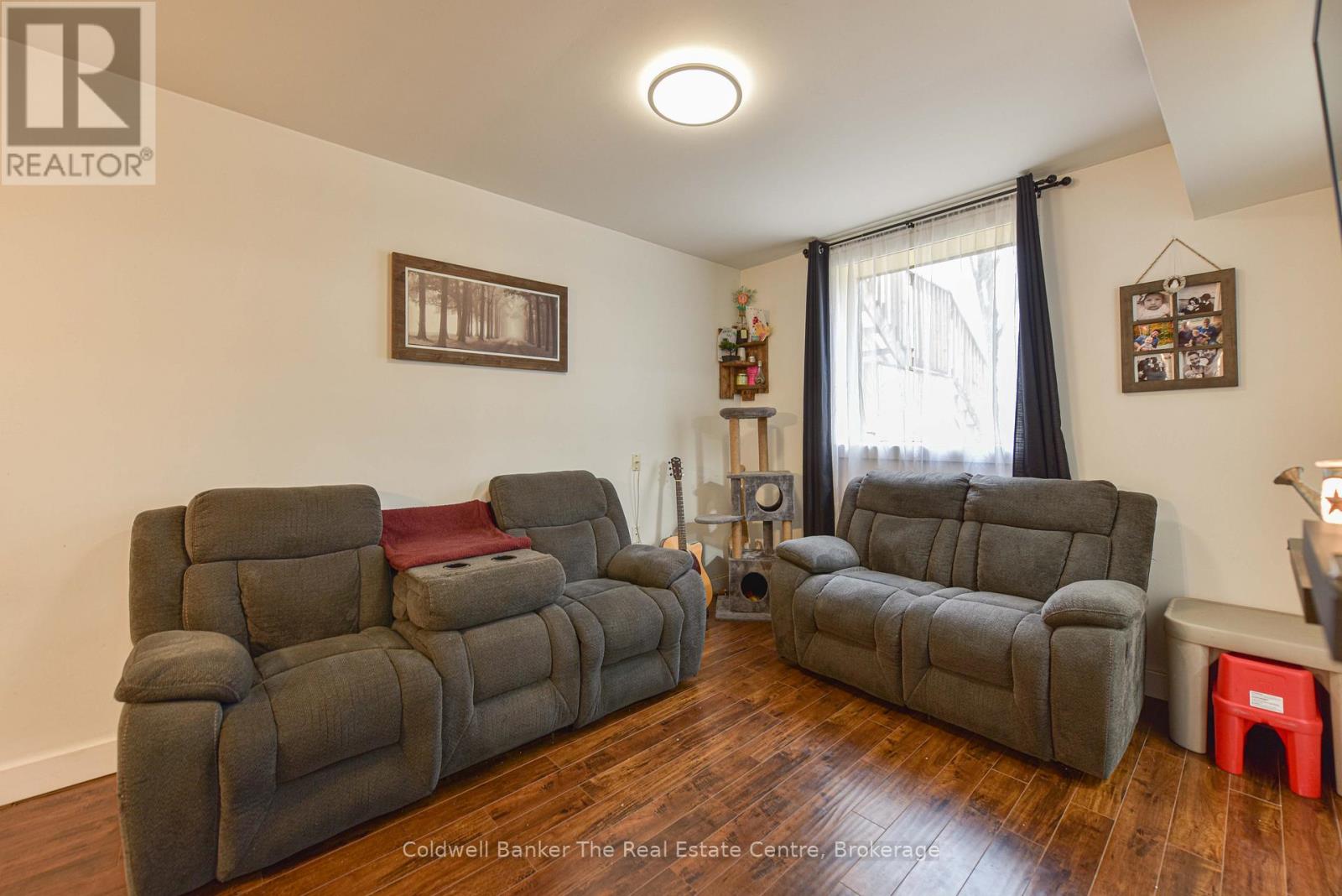 Photo 11 of 120 Bakery Lane, Gravenhurst ON