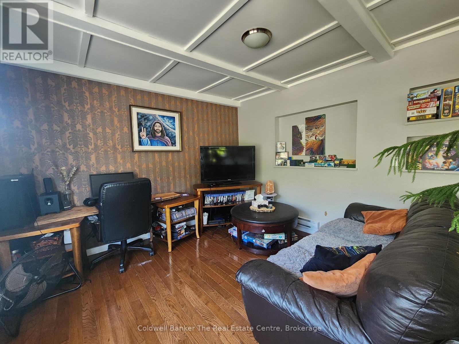 Photo 25 of 120 Bakery Lane, Gravenhurst ON