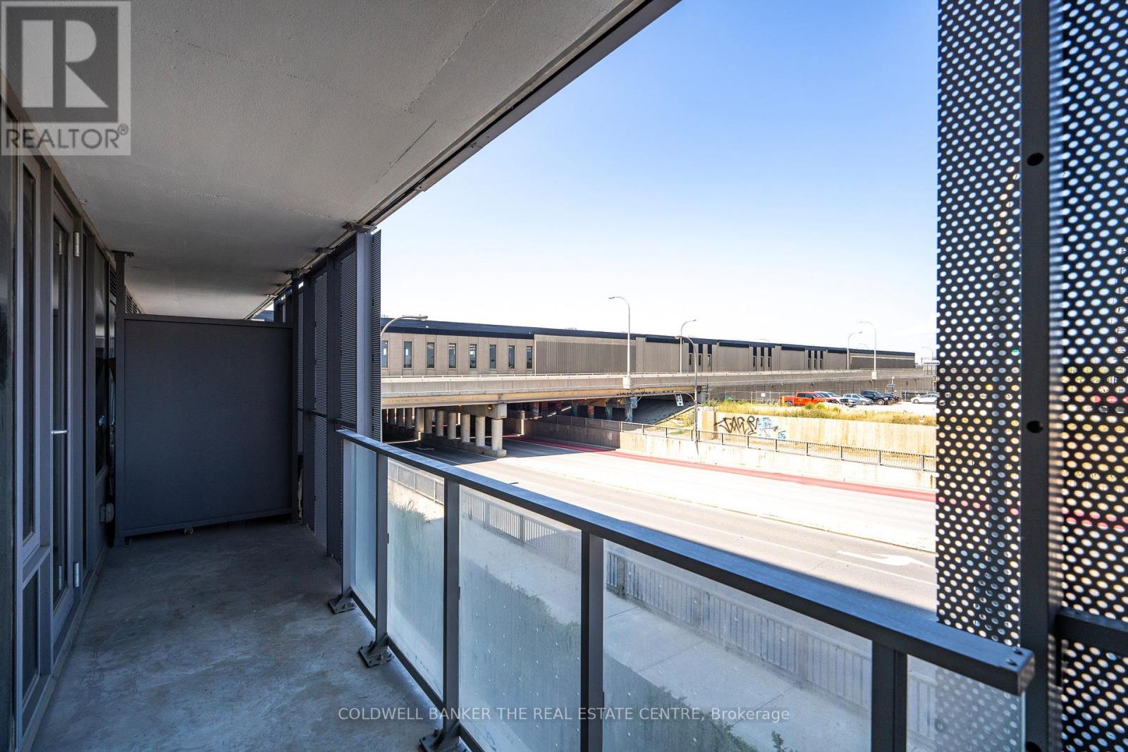 Photo 7 of 104 38 Monte Kwinter Court, Toronto ON