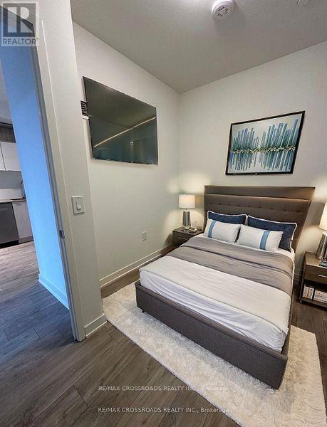 Photo 4 of 406 70 Princess Street, Toronto ON