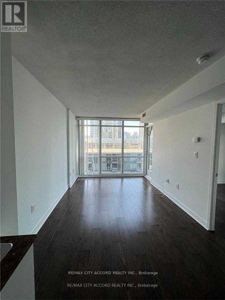 Photo 6 of 1107 15 Fort York Boulevard, Toronto ON