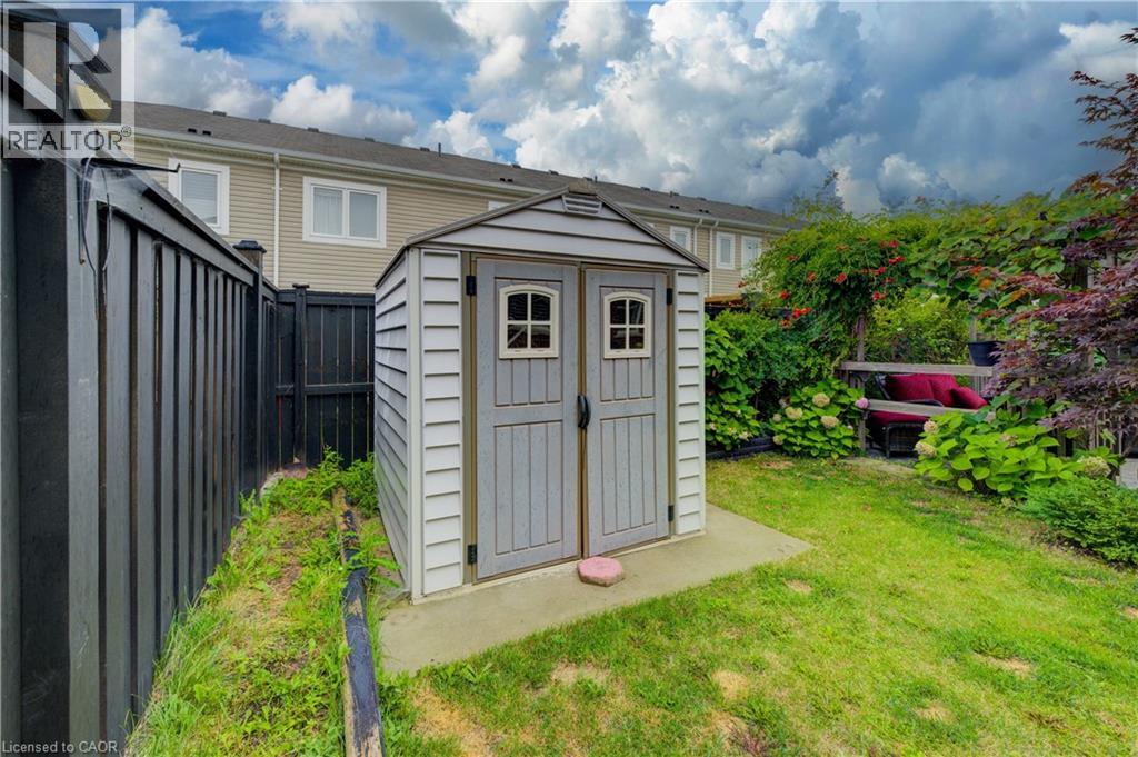 Photo 31 of 39 Wannamaker Crescent, Cambridge ON