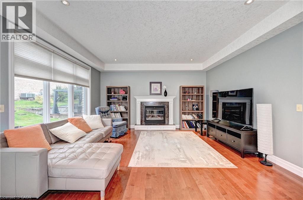 Photo 10 of 653 Rhine Fall Drive, Waterloo ON