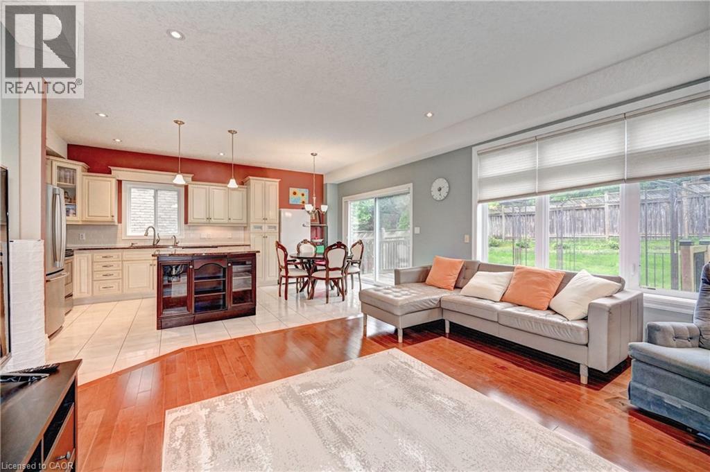Photo 12 of 653 Rhine Fall Drive, Waterloo ON