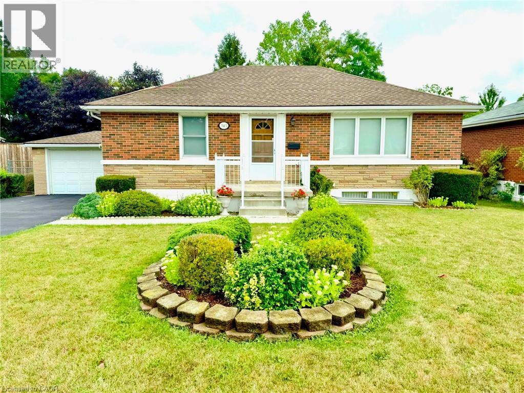 Photo 5 of 343 Hixon Road, Hamilton ON