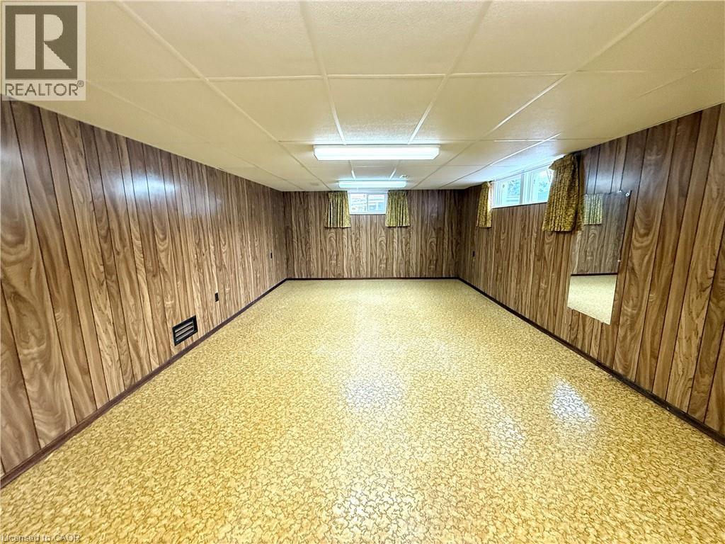 Photo 18 of 343 Hixon Road, Hamilton ON