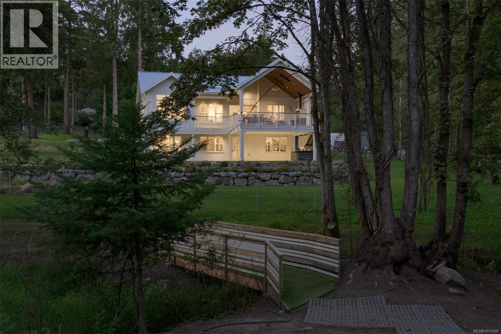 Photo 19 of 471 Green Mountain Rd, Saanich BC