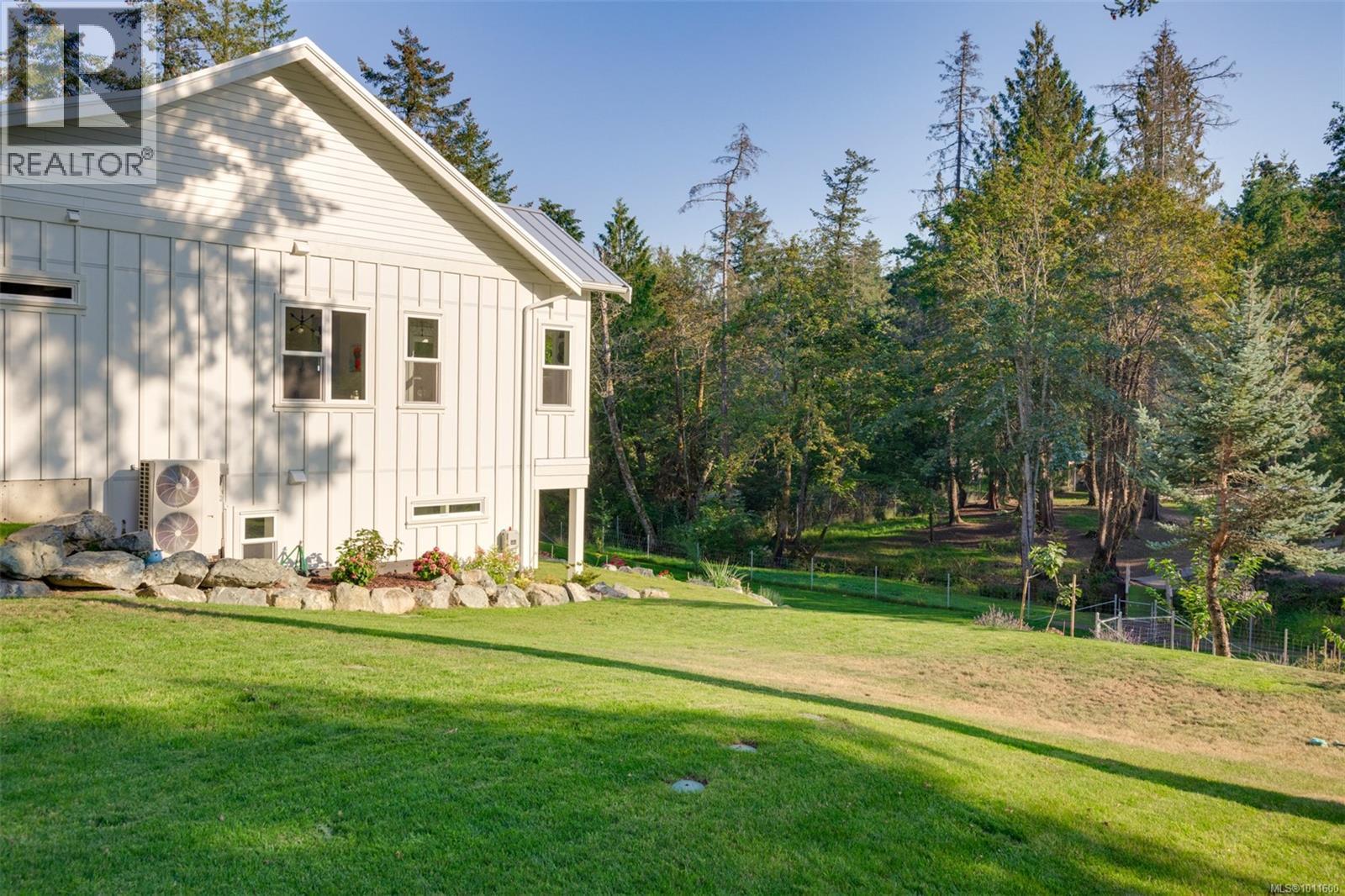 Photo 57 of 471 Green Mountain Rd, Saanich BC