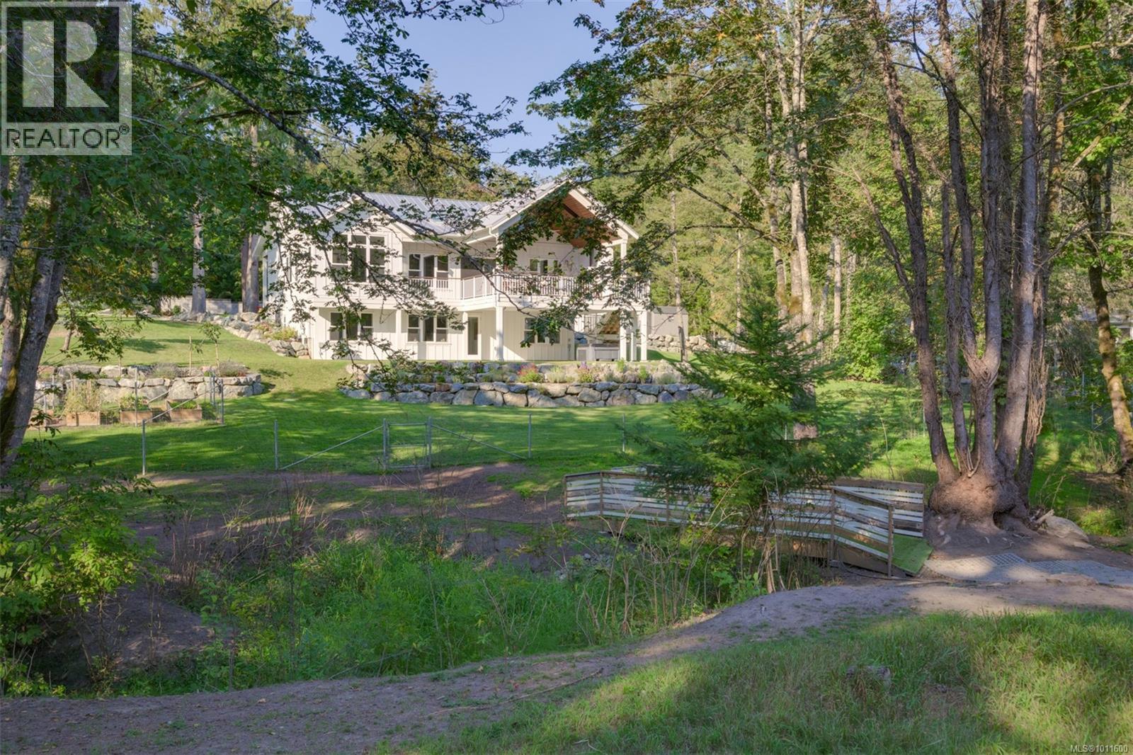 Photo 45 of 471 Green Mountain Rd, Saanich BC