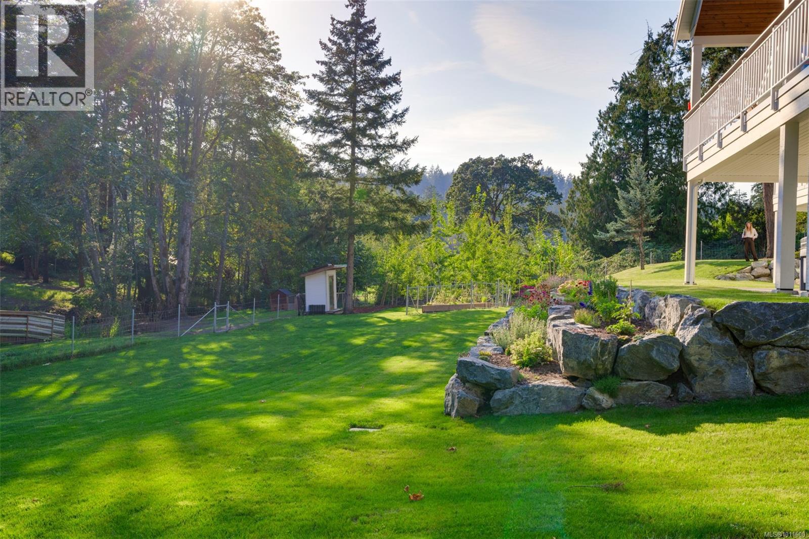 Photo 40 of 471 Green Mountain Rd, Saanich BC