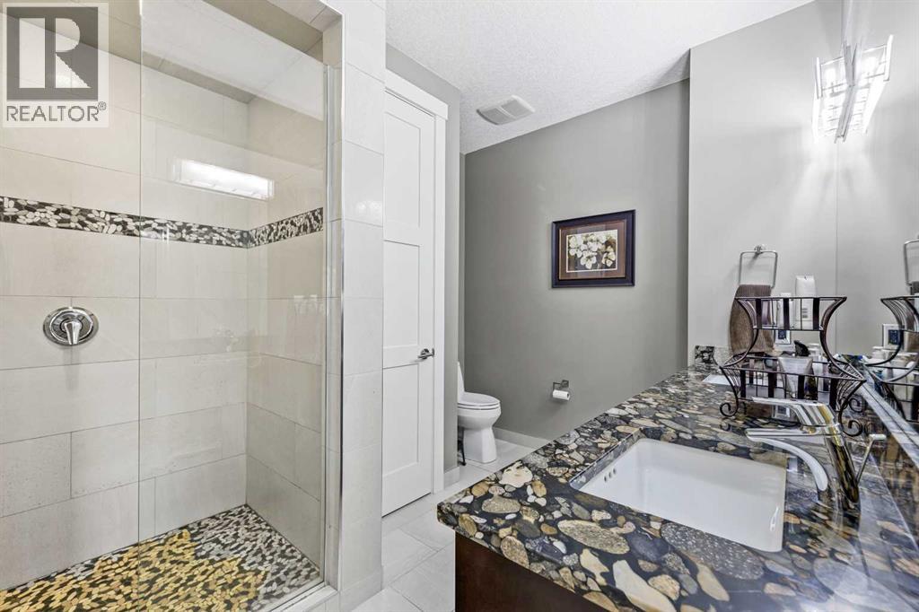 Single Family House for Sale in   Street NE Winston Heights/Mountview Calgary 