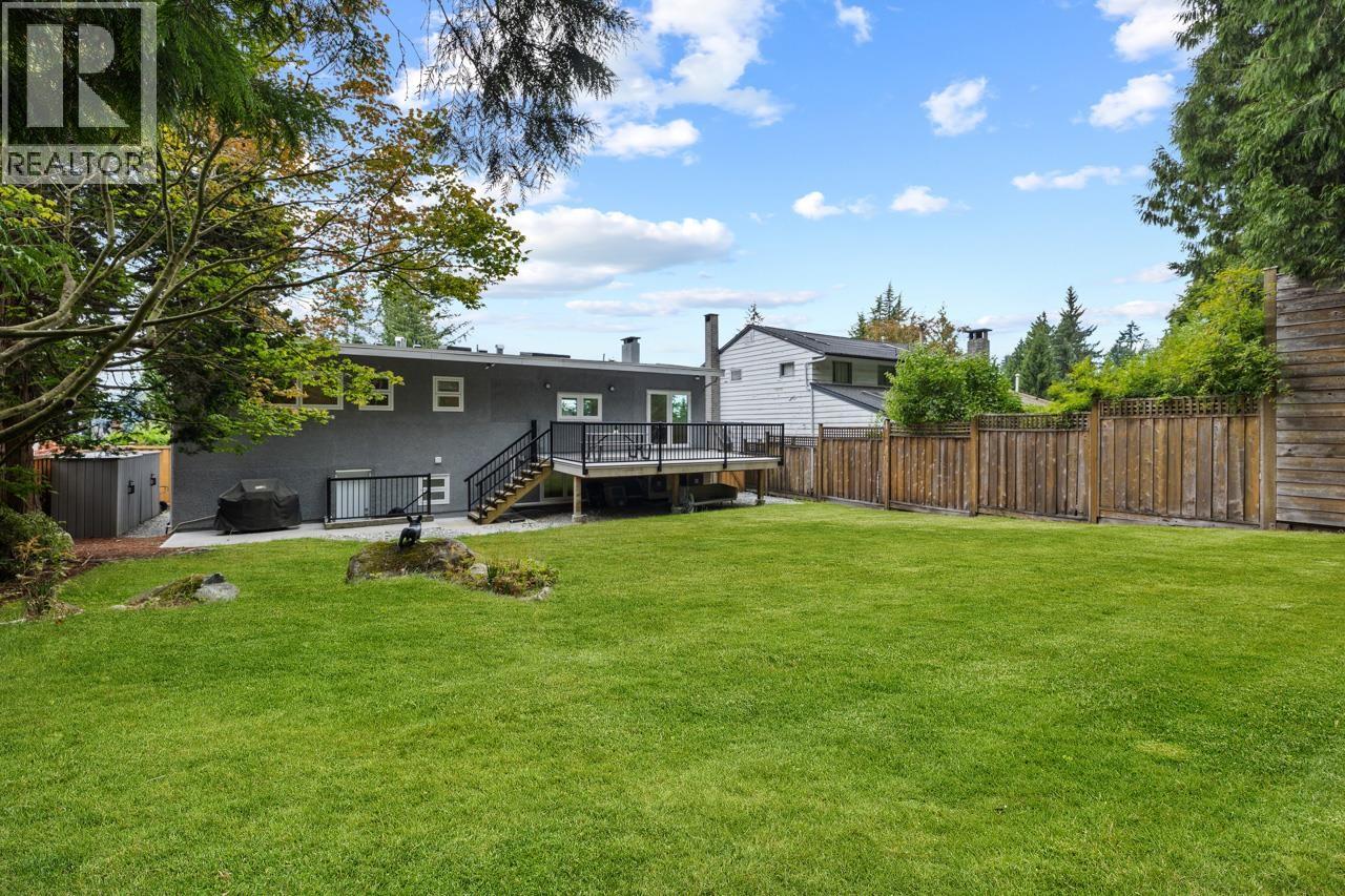 Photo 16 of 2996 Plymouth Drive, North Vancouver BC