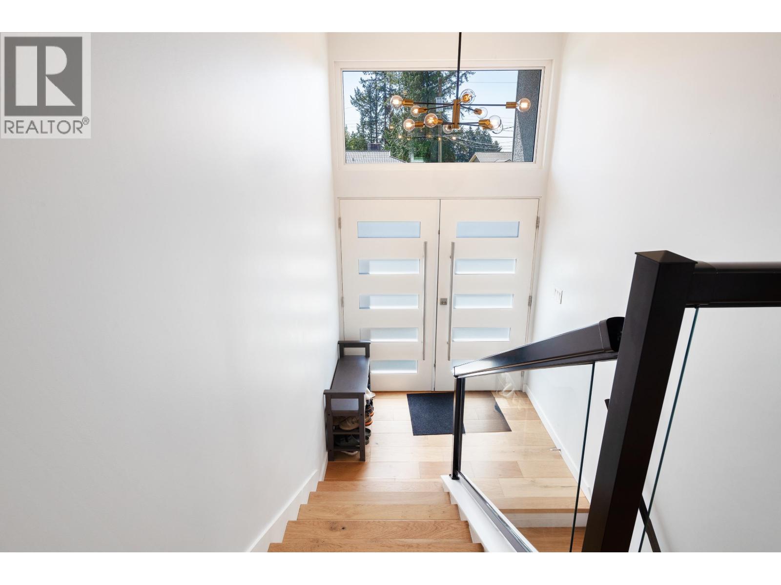 Photo 3 of 2996 Plymouth Drive, North Vancouver BC