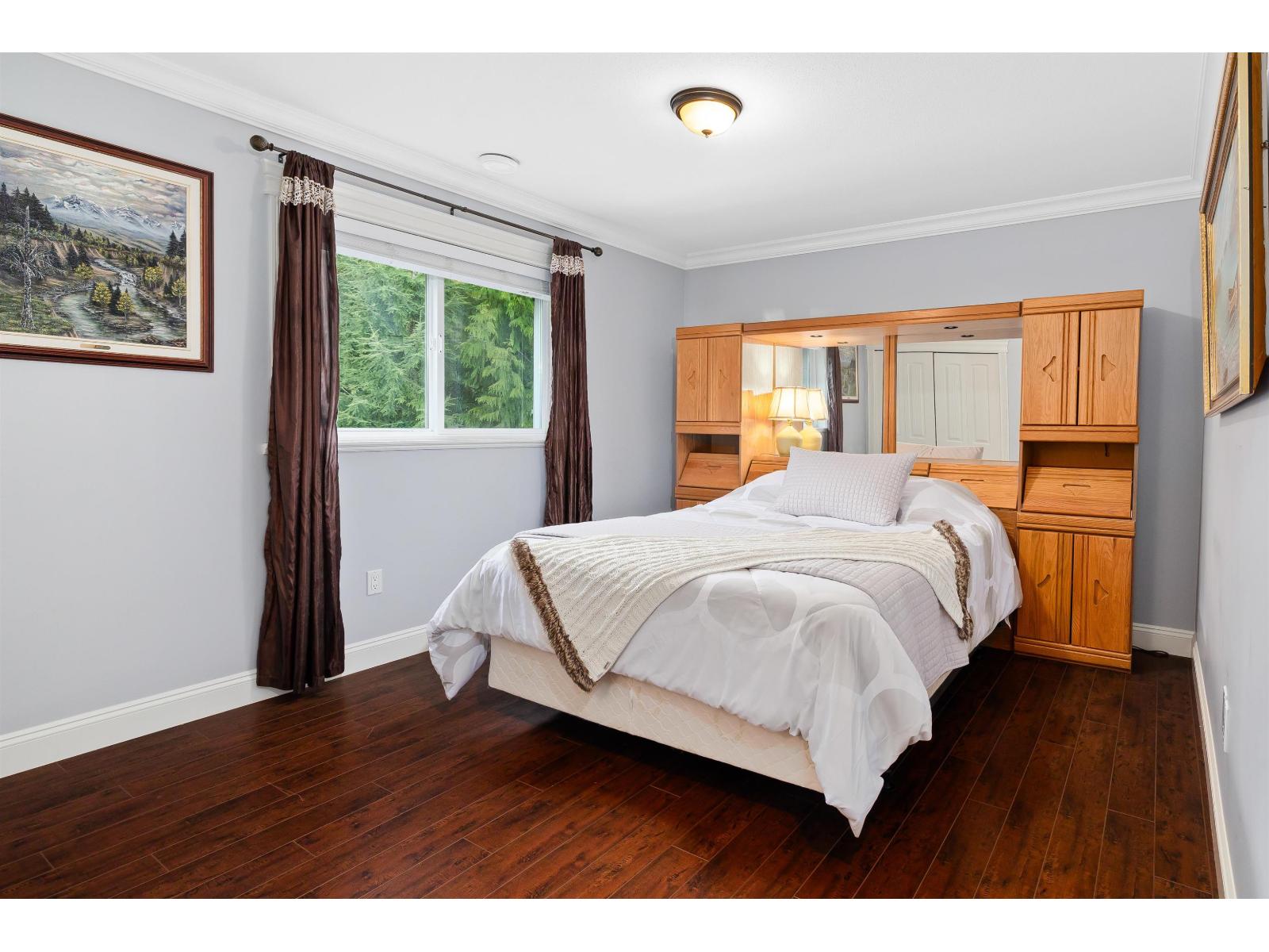 12483 POWELL STREET, Mission