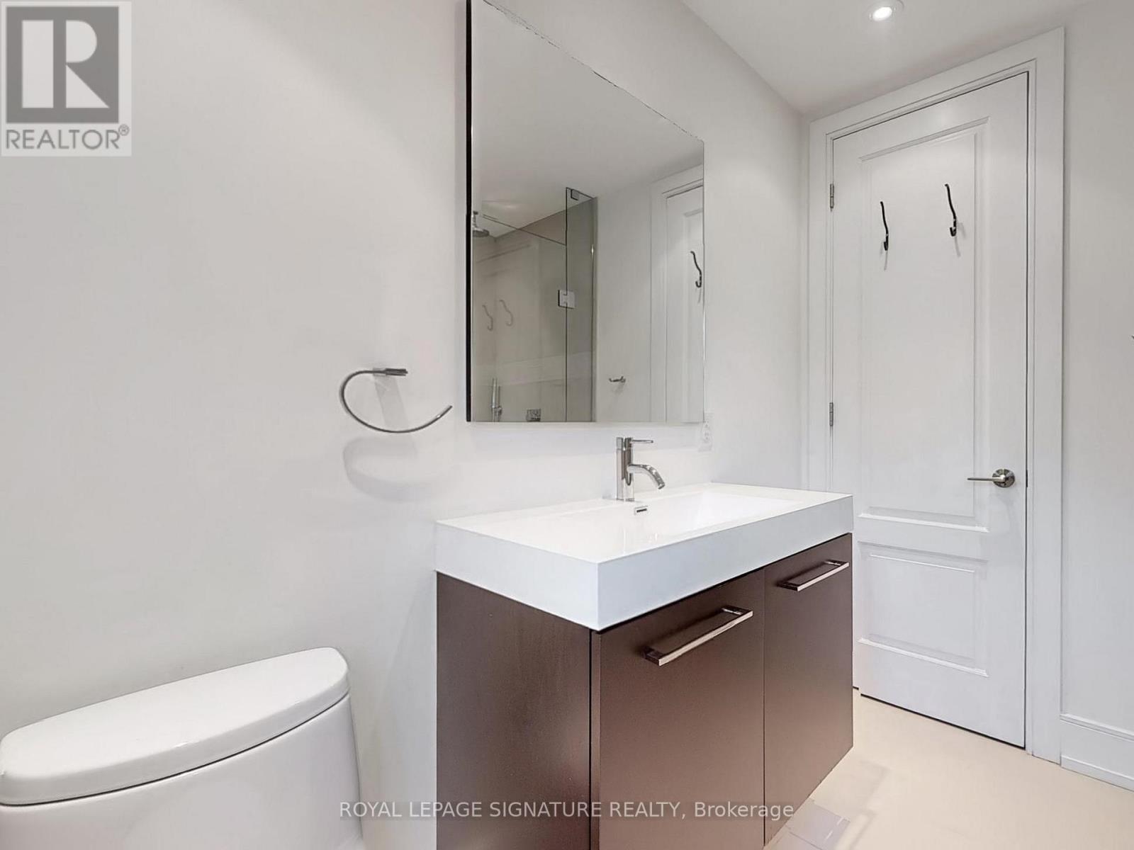 Photo 20 of 116 Glen Road, Toronto ON
