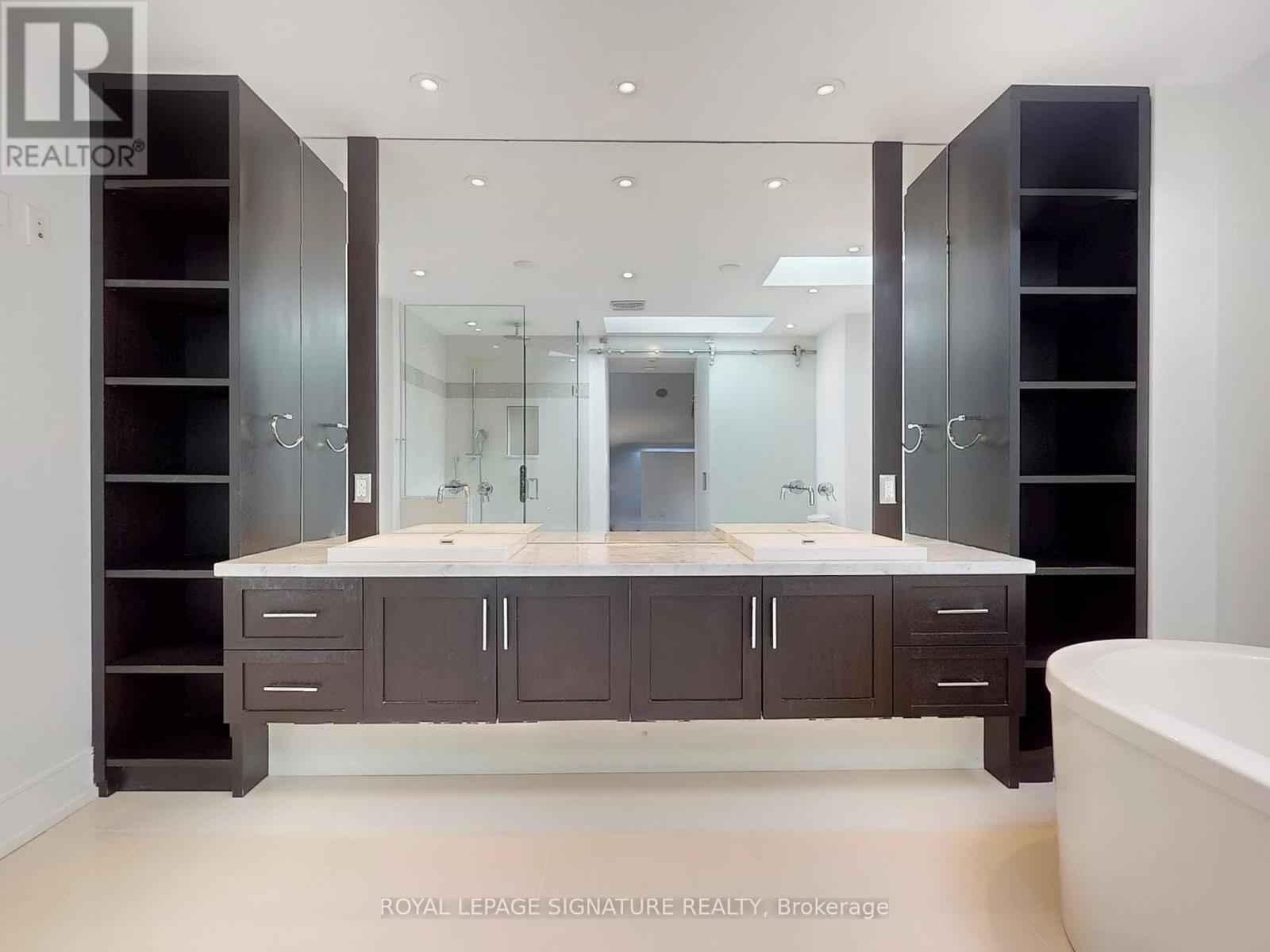 Photo 25 of 116 Glen Road, Toronto ON