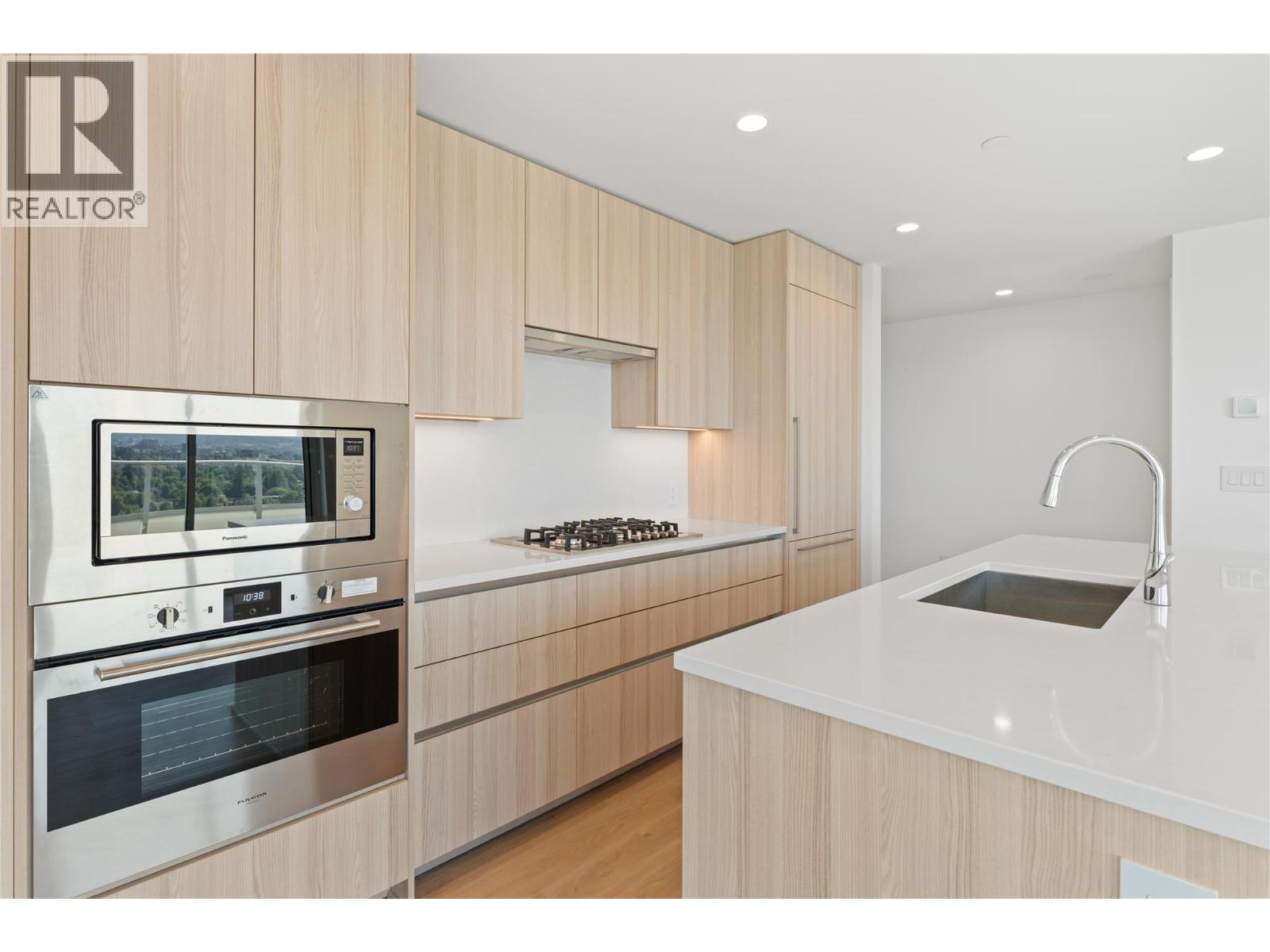 Photo 20 of 238 Leon Avenue Unit 1407, Kelowna BC