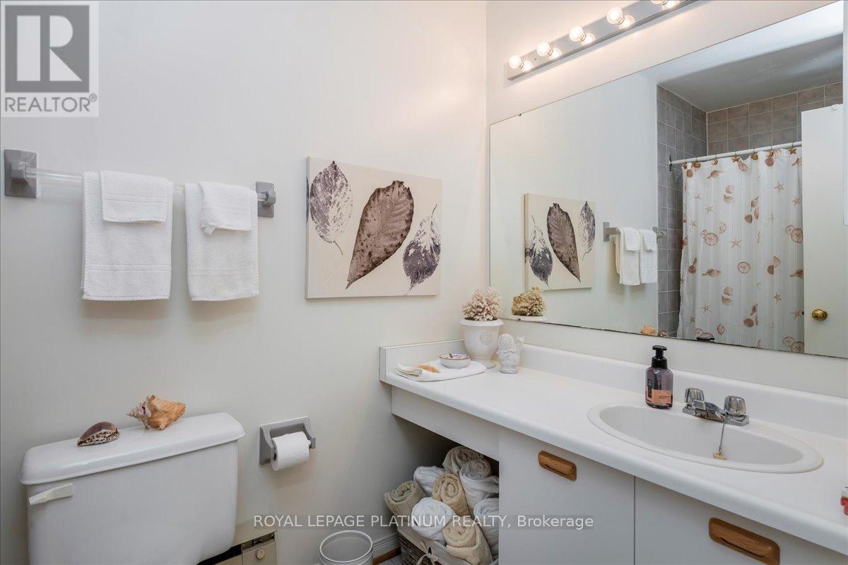 Photo 5 of 21 71 Laguna Parkway, Ramara ON