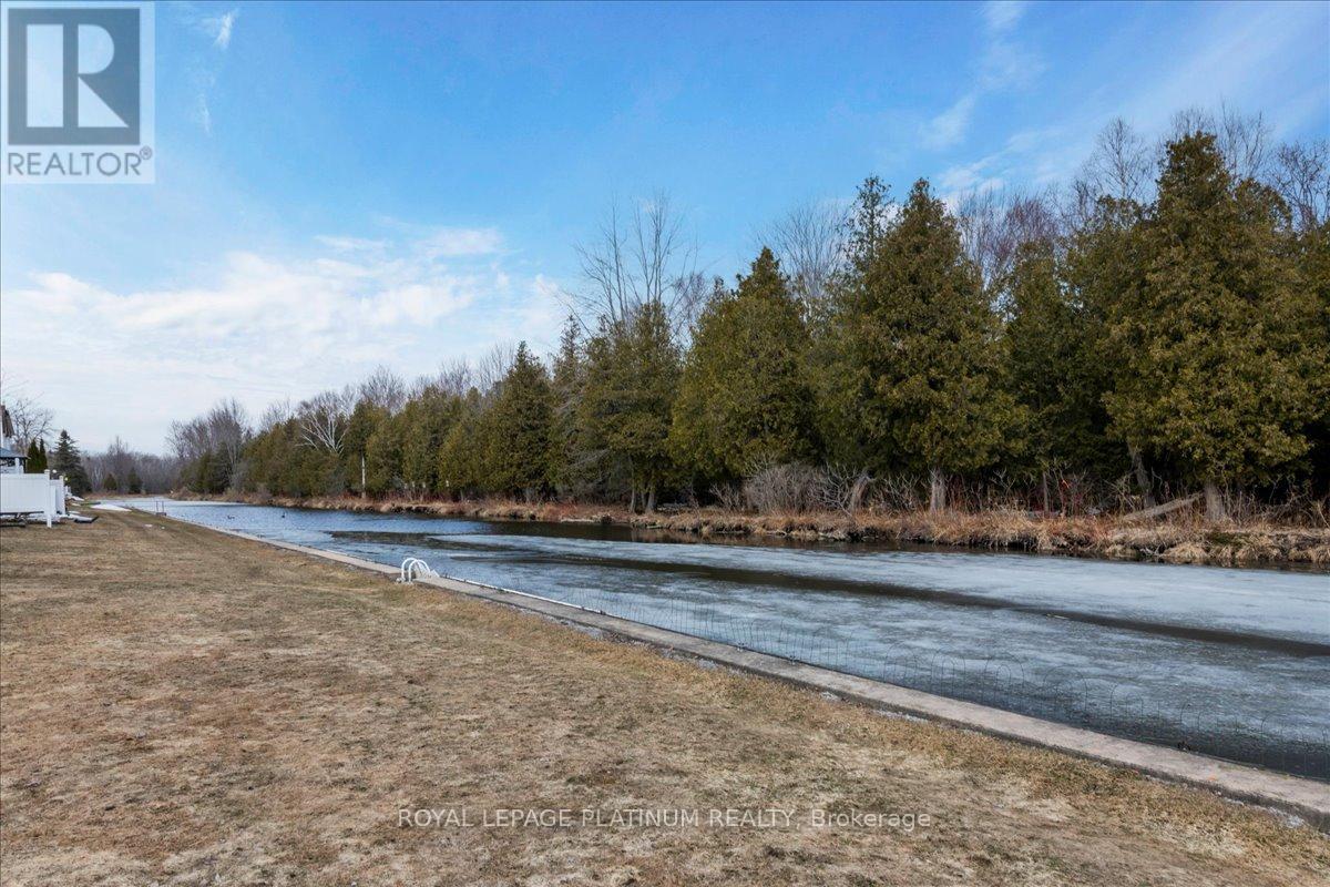 Photo 8 of 21 71 Laguna Parkway, Ramara ON