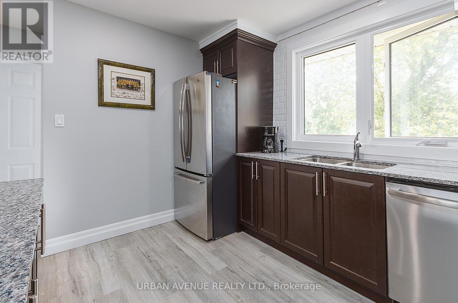Photo 10 of 509 View Lake Road, Scugog ON