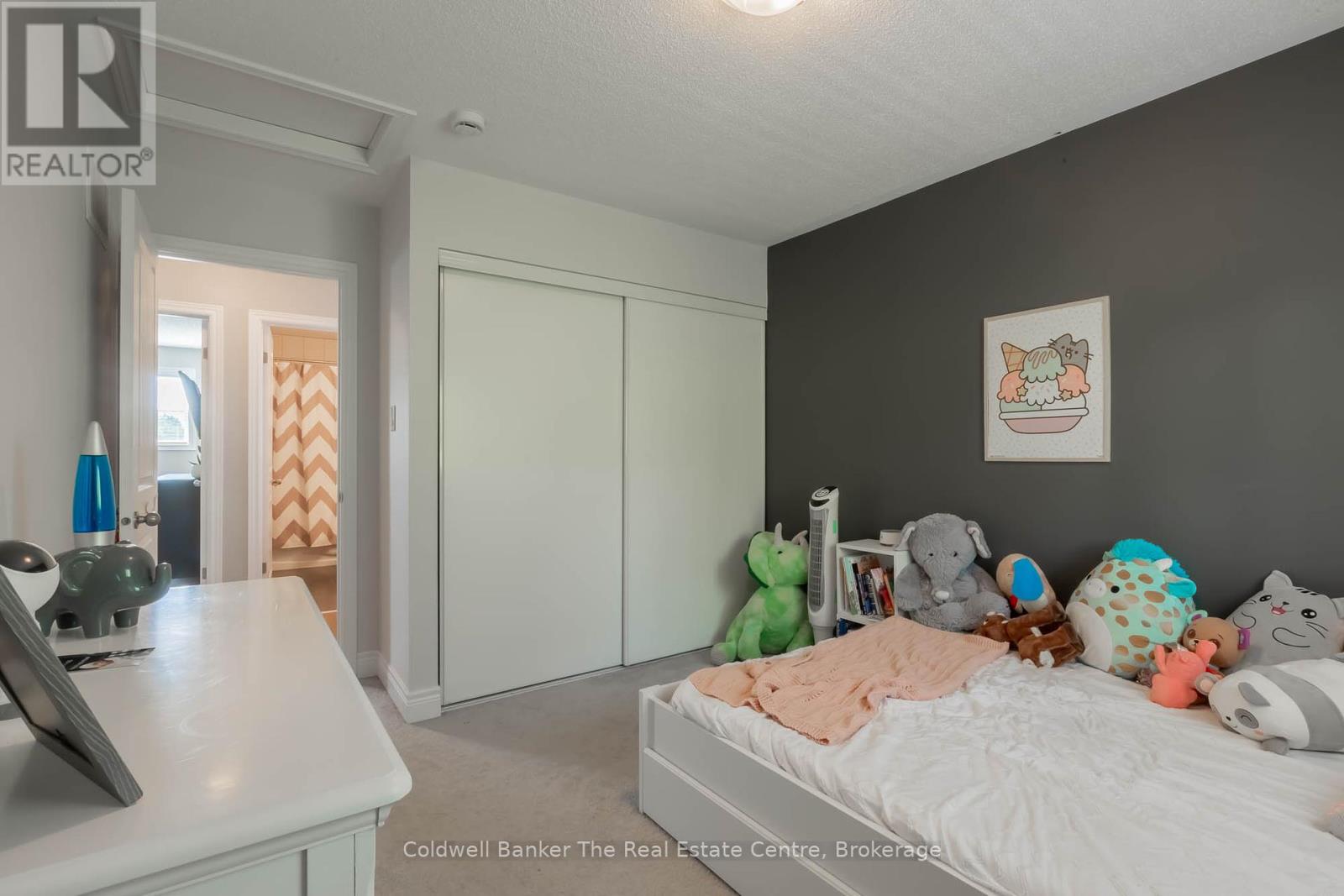 Photo 9 of 360 Wild Rose Drive, Gravenhurst ON