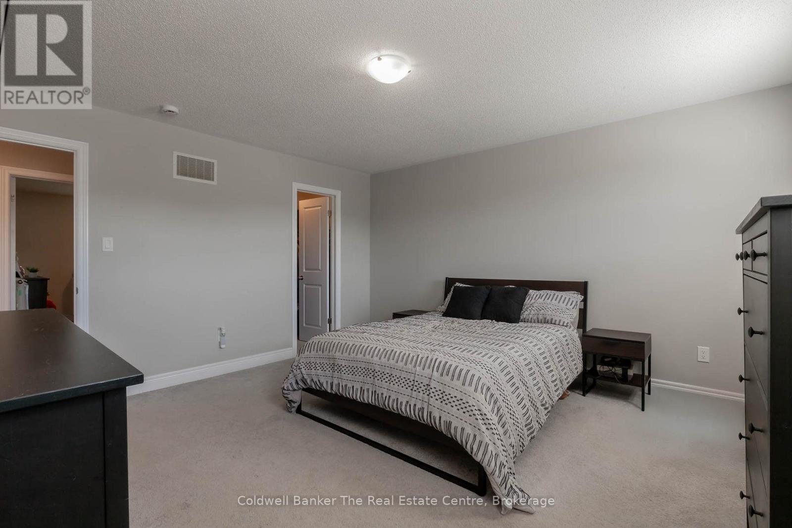 Photo 15 of 360 Wild Rose Drive, Gravenhurst ON