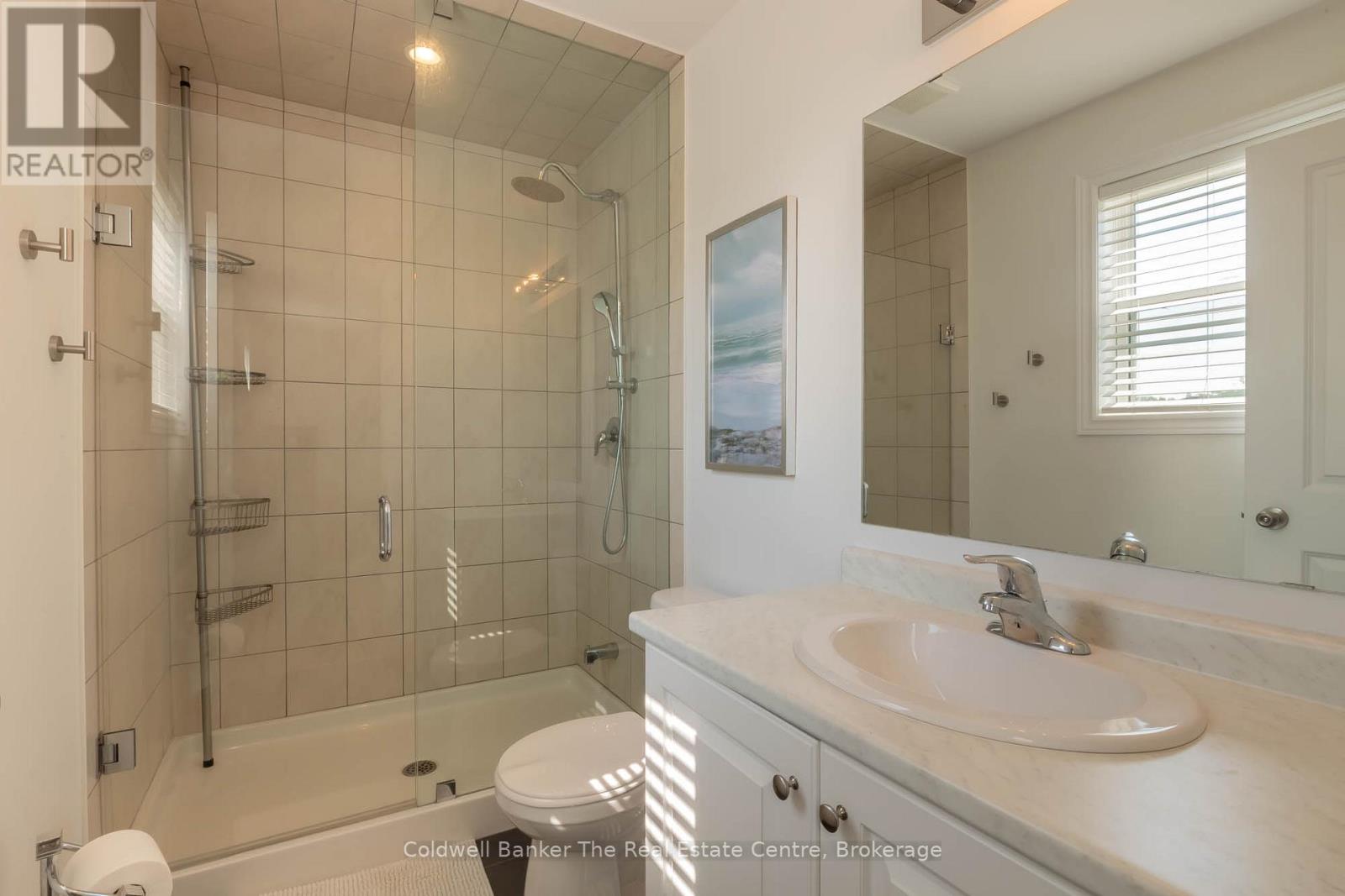 Photo 31 of 360 Wild Rose Drive, Gravenhurst ON