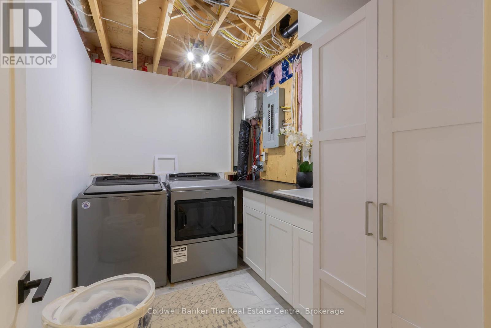 Photo 4 of 360 Wild Rose Drive, Gravenhurst ON
