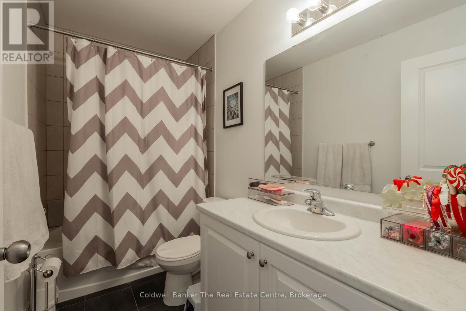 Photo 29 of 360 Wild Rose Drive, Gravenhurst ON