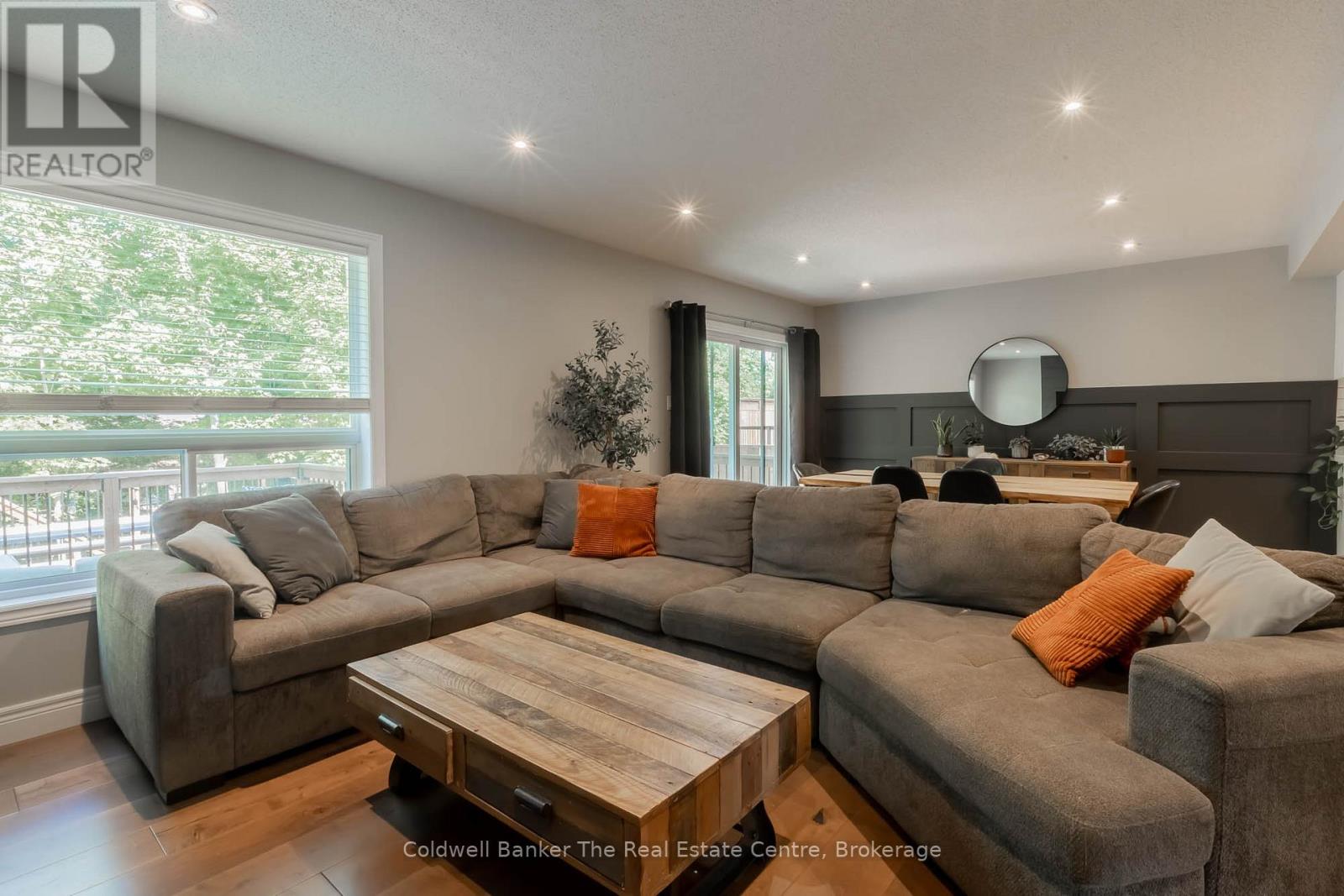 Photo 8 of 360 Wild Rose Drive, Gravenhurst ON