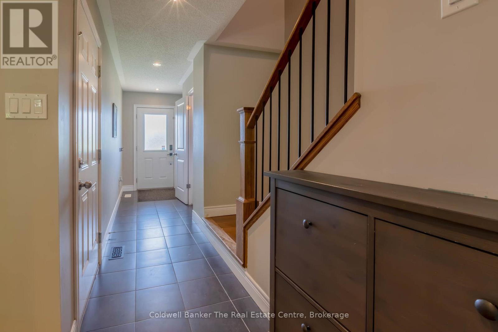 Photo 12 of 360 Wild Rose Drive, Gravenhurst ON