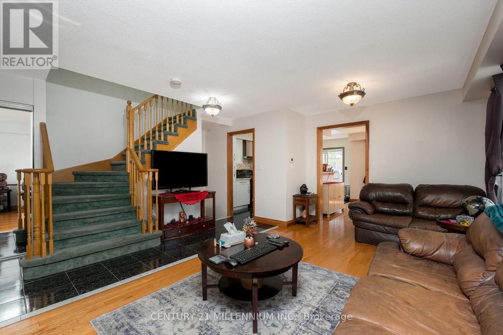 Photo 28 of 14 Forestgrove Circle, Brampton ON