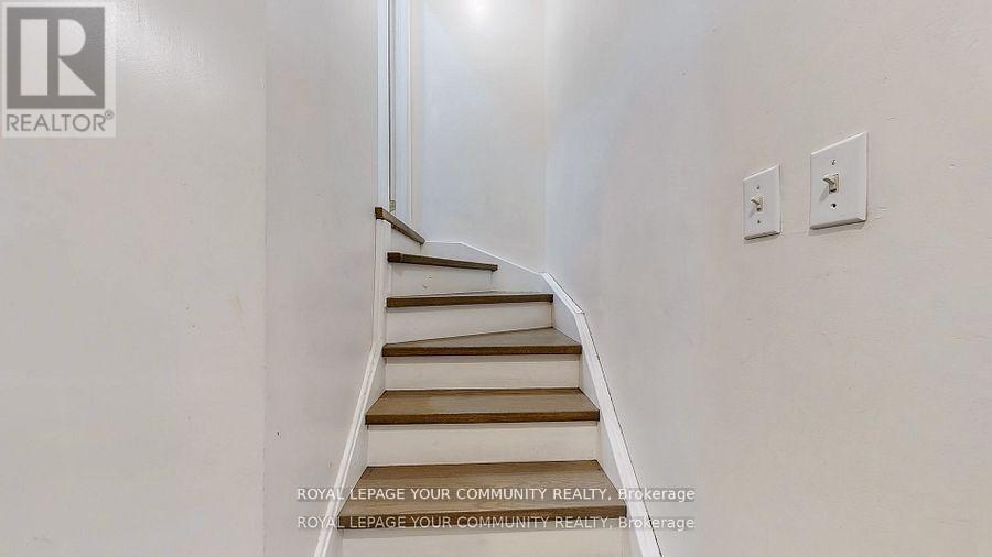Photo 4 of 148 Rory Road, Toronto ON