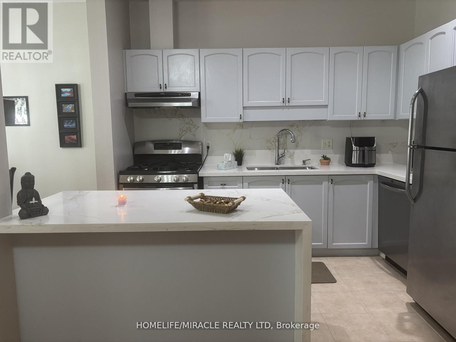 Photo 38 of 17 7385 Magistrate Terrace, Mississauga ON