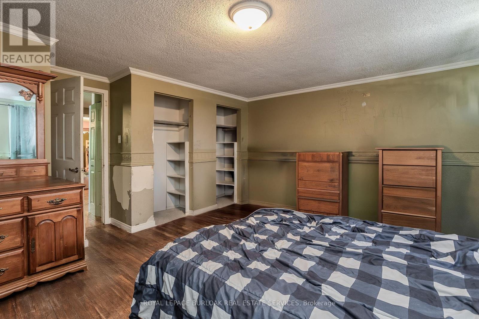 Photo 17 of 4050 Longmoor Drive, Burlington ON