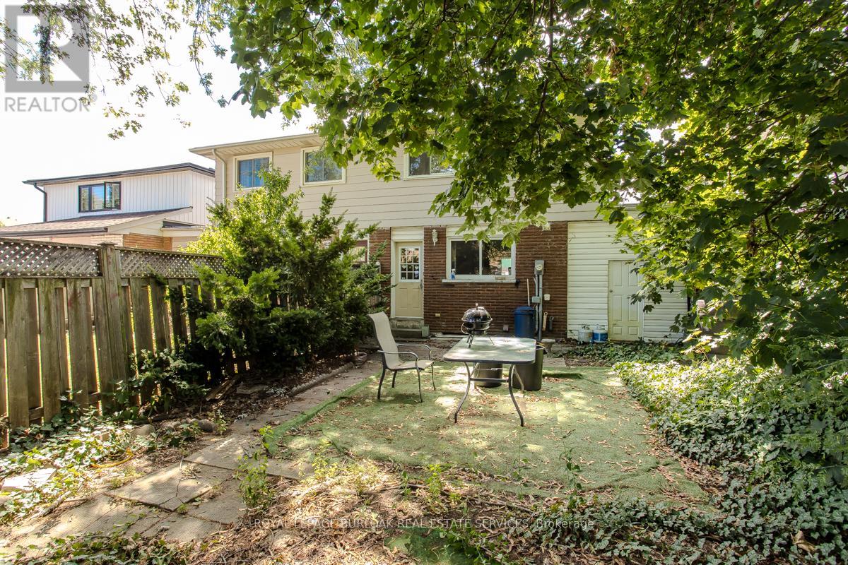 Photo 20 of 4050 Longmoor Drive, Burlington ON