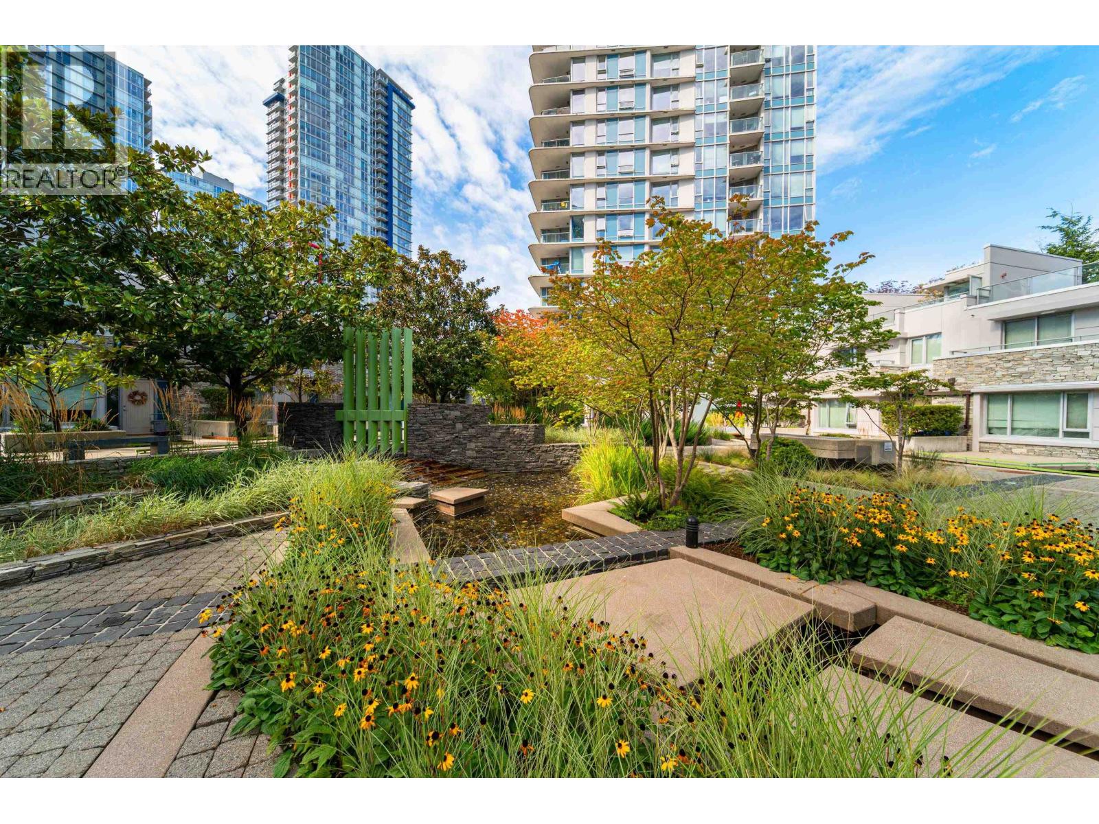 Photo 8 of 301 689 Abbott Street, Vancouver BC