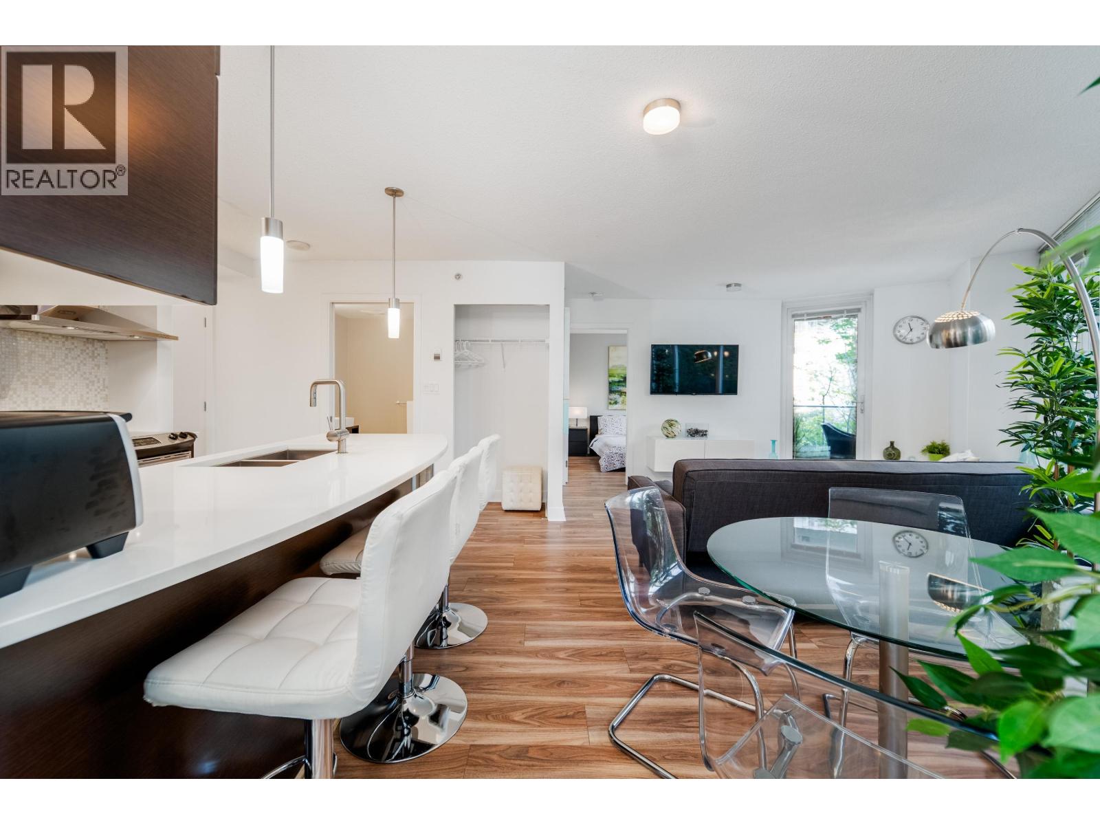Photo 15 of 301 689 Abbott Street, Vancouver BC