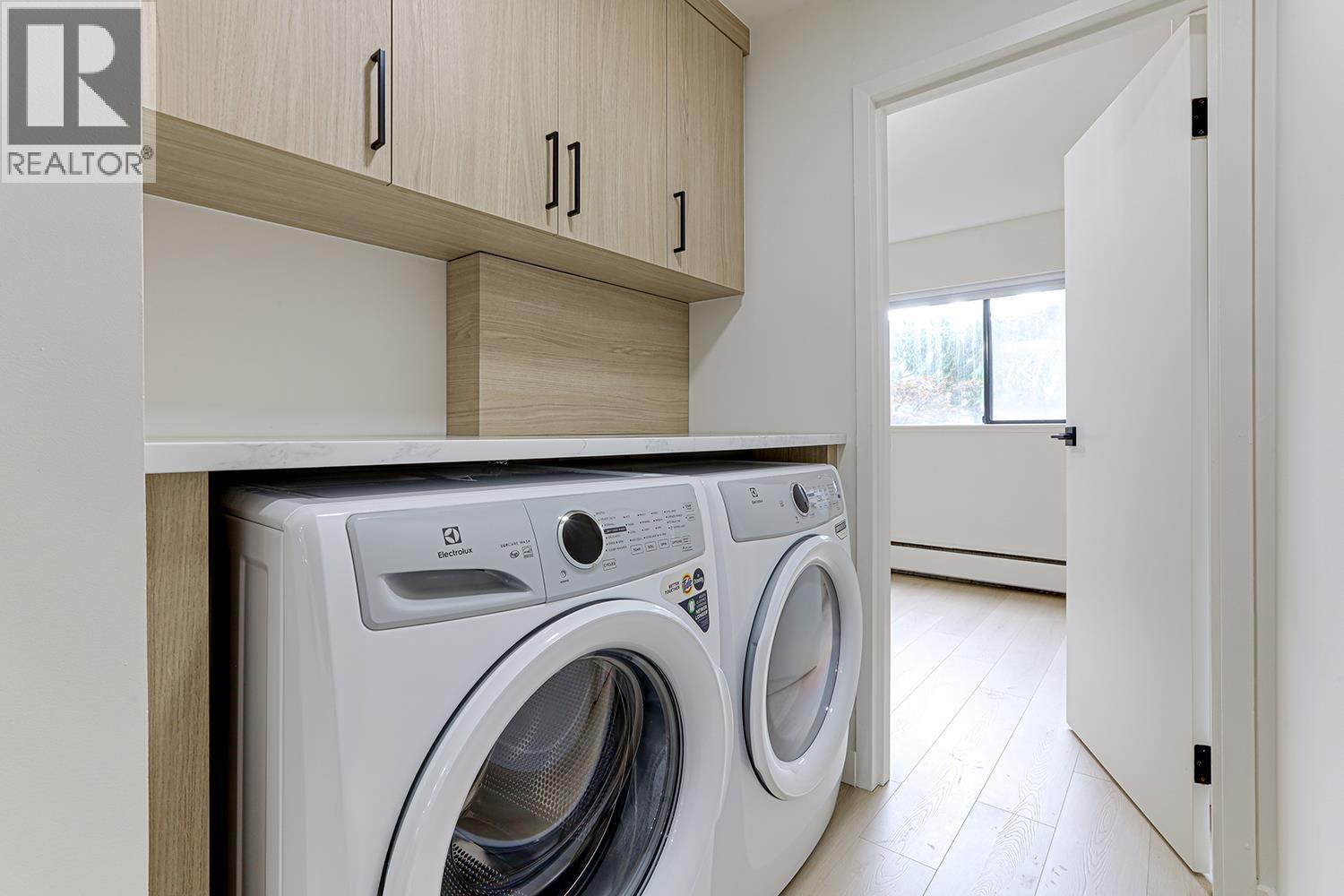 Photo 21 of 202 1165 Burnaby Street, Vancouver BC