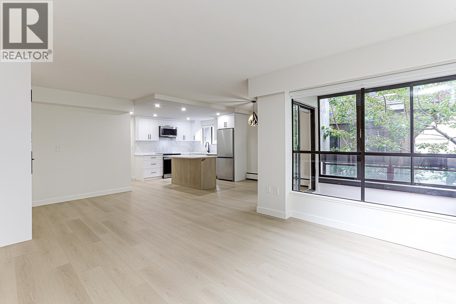 Photo 8 of 202 1165 Burnaby Street, Vancouver BC