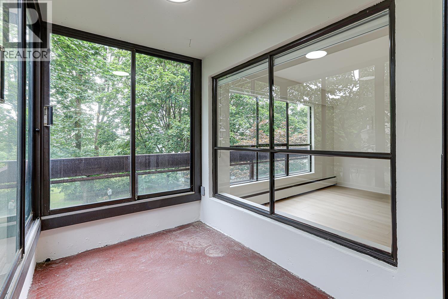 Photo 9 of 202 1165 Burnaby Street, Vancouver BC