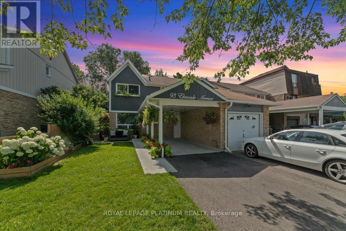 Photo 3 of 93 Elmvale Avenue, Brampton ON