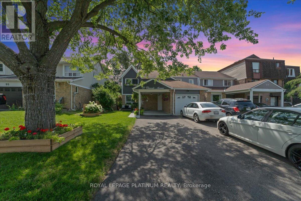 Photo 35 of 93 Elmvale Avenue, Brampton ON